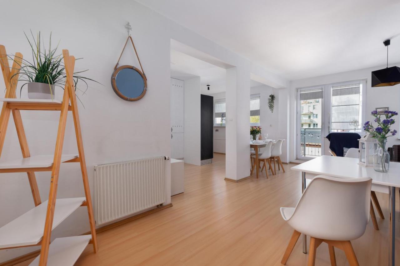 Swinoujscie Chrobrego Two-Bedroom Apartment By Noclegi Renters Extérieur photo
